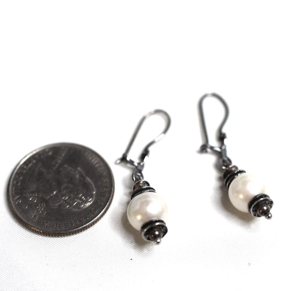 Silpada 925 Sterling Vintage Style "Light The Way" Fresh Water Pearl Earrings